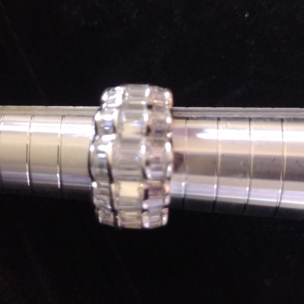 NEW without tags Gorgeous Cubic Zirconia Diamond Ring Size 6 item #018